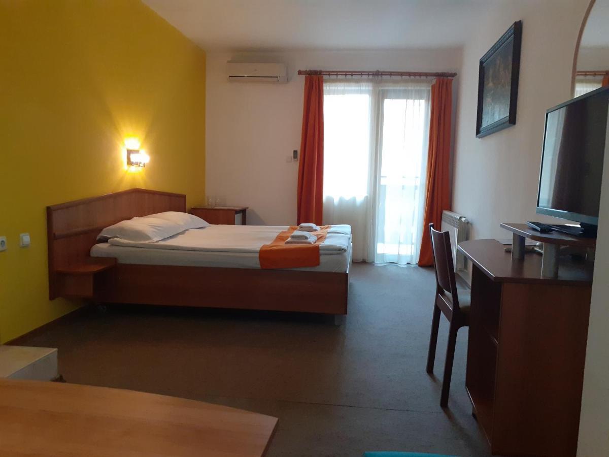Hotel Les Razgrad Exteriér fotografie