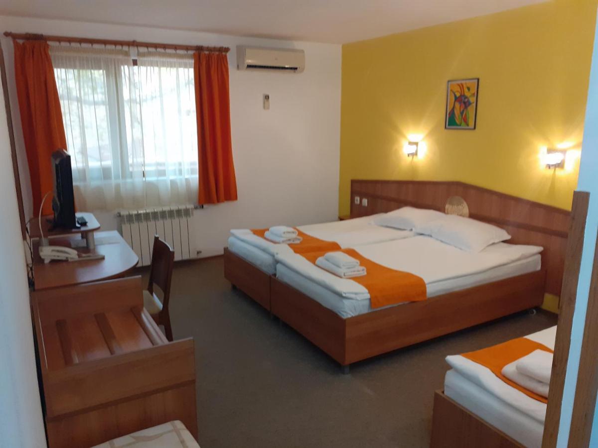 Hotel Les Razgrad Exteriér fotografie
